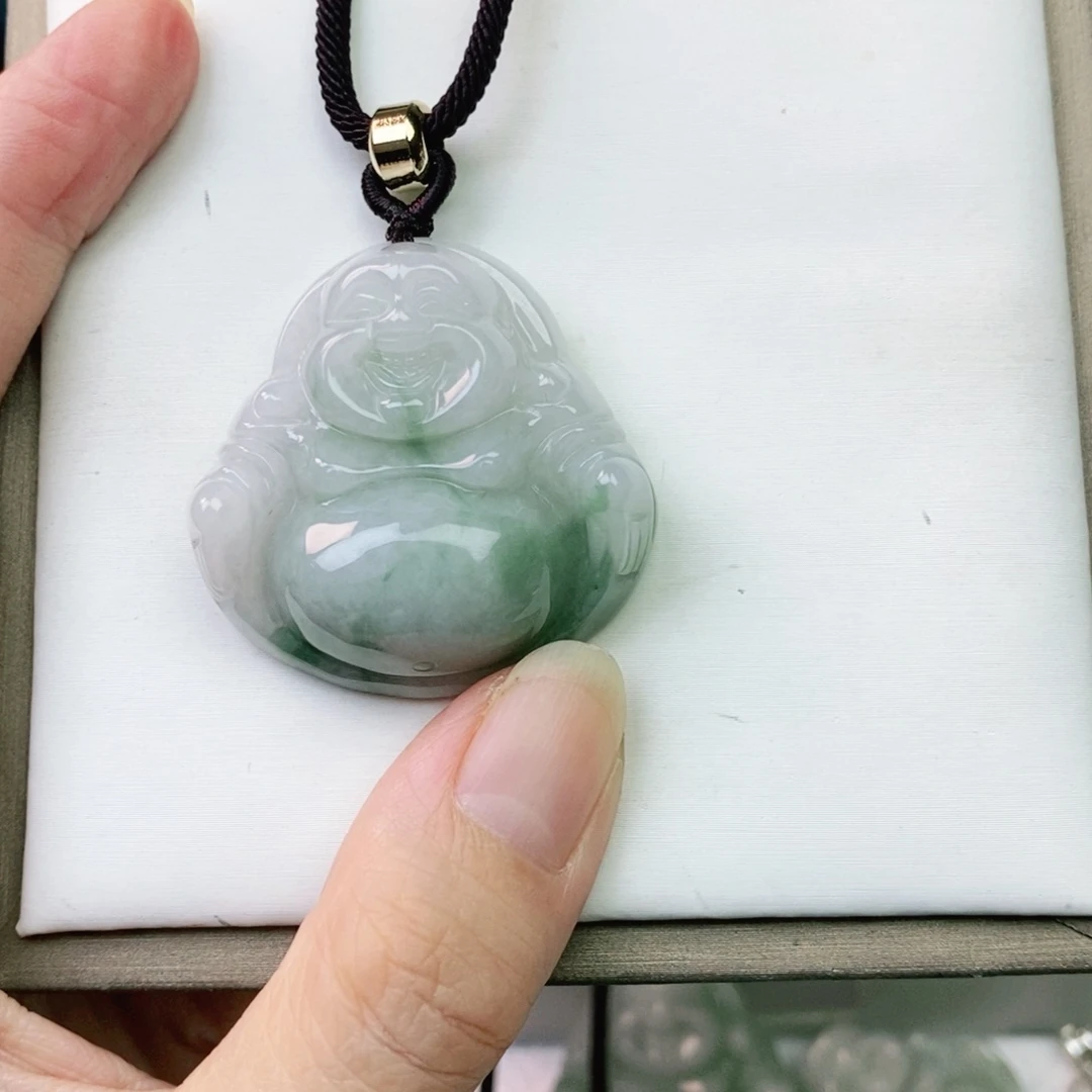 梦***霞颈饰未镶嵌翡翠佛公
