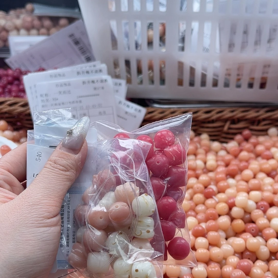 白玉菩提吊坠6*6z锅底10mm/30颗