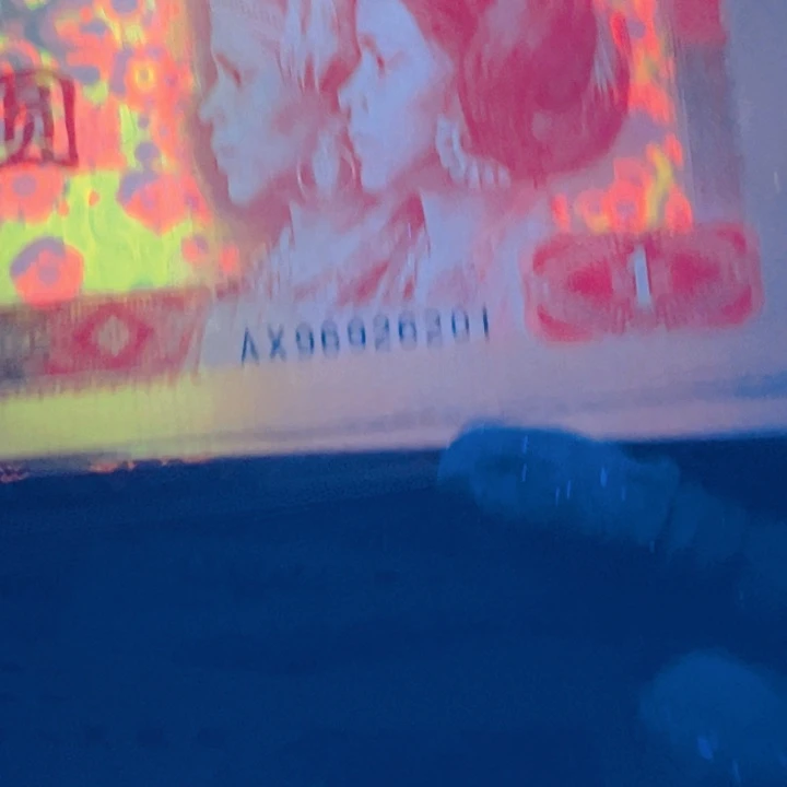 看***雨自尊朦胧粉超强荧光