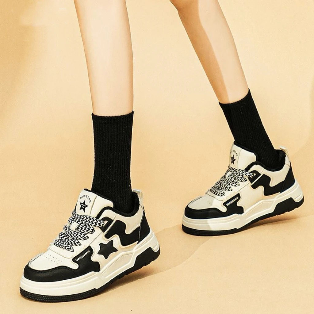 MQ23D54396冬季新款女休闲鞋厚底鞋学院风板鞋校园风运动鞋子