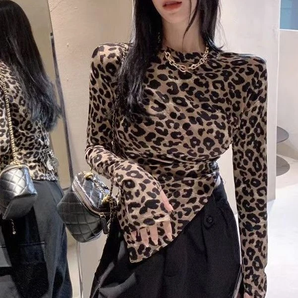 【多胖米】豹纹分叉短款紧身上衣女辣妹性感修身不规则长袖T恤87153