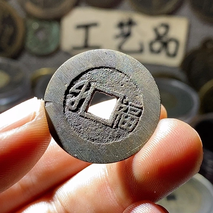铜L****O现代工艺品仿制品