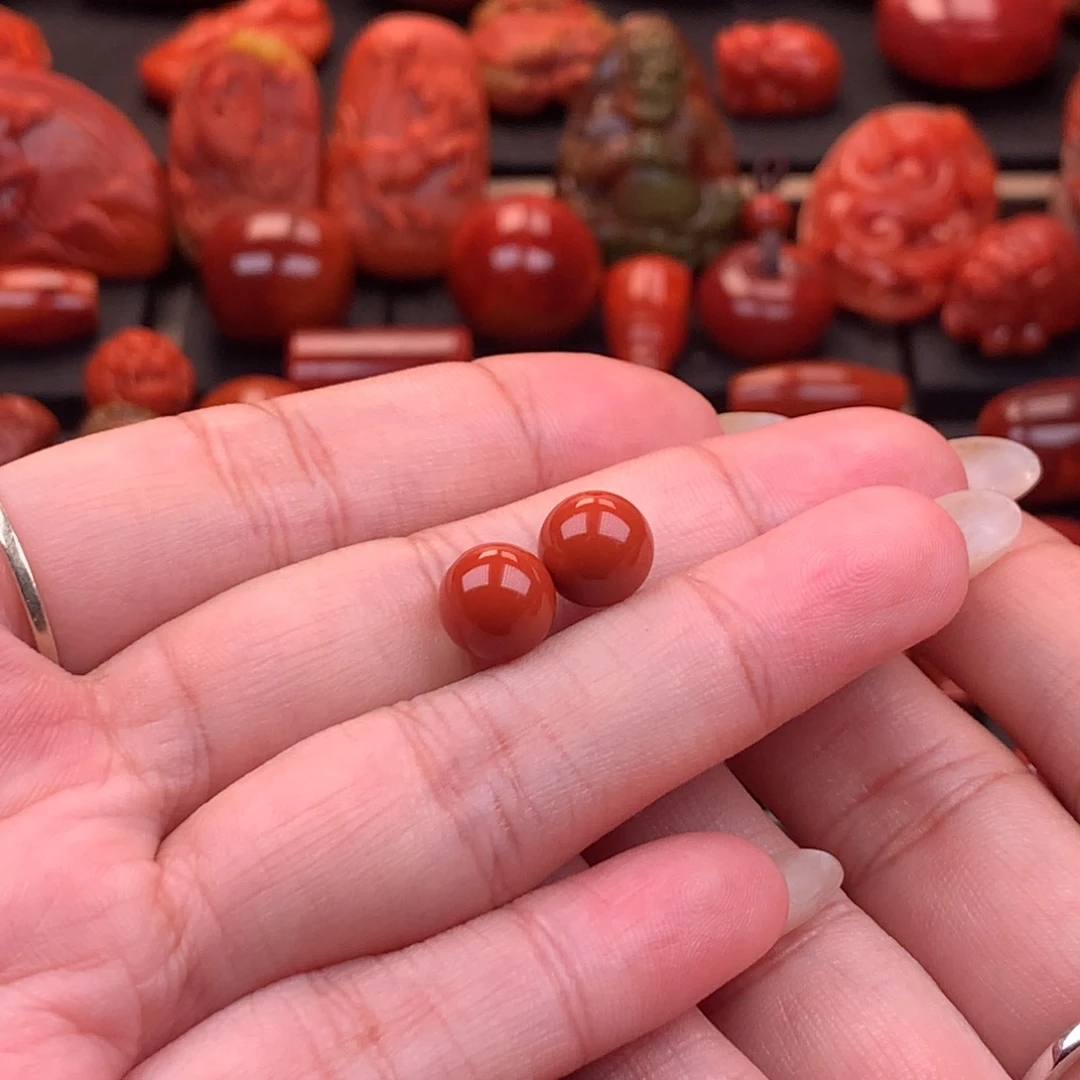 南红玛瑙未镶嵌原矿高品圆珠对珠9mm