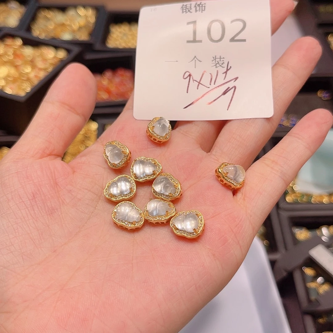 银S925镀金镶嵌珠宝半成品水晶102 。