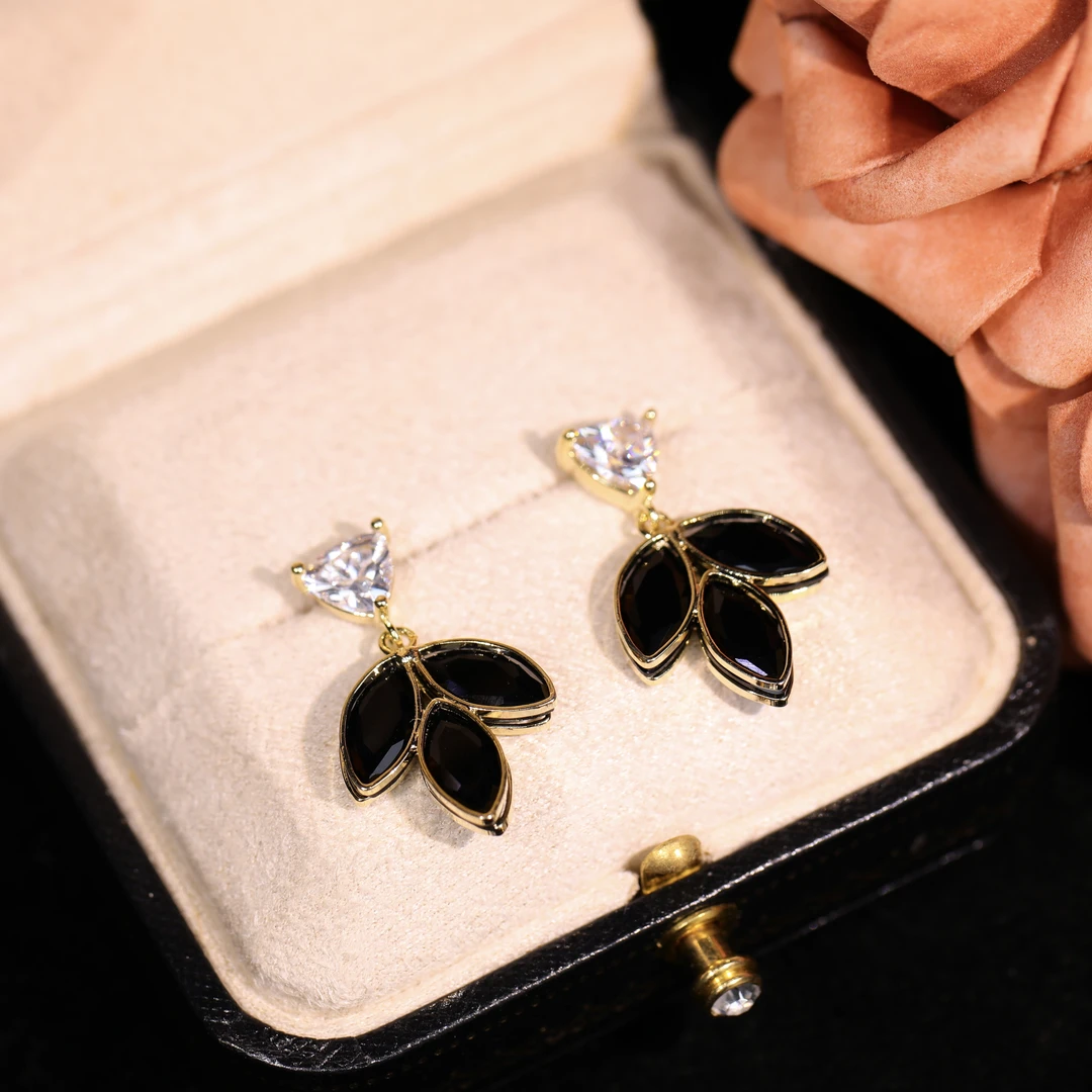 铜合金耳饰 【端雅】轻奢时尚气质百搭高级小众设计感耳饰RH1029