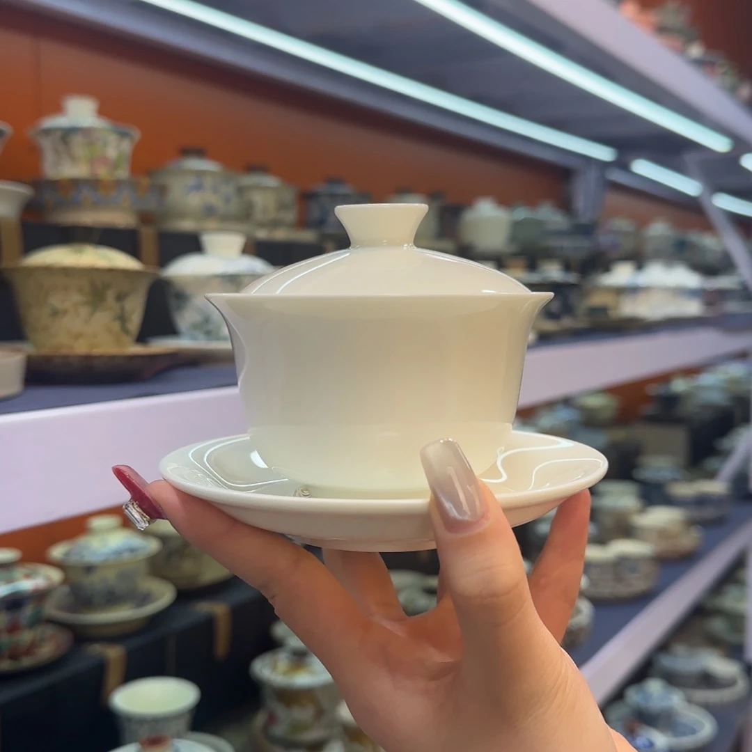 我在外面吃饭呢你在