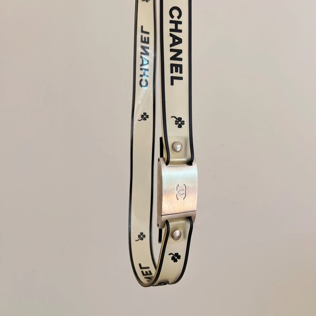 90新 Chanel/香奈儿 chanel中古树脂胶条银扣腰带包