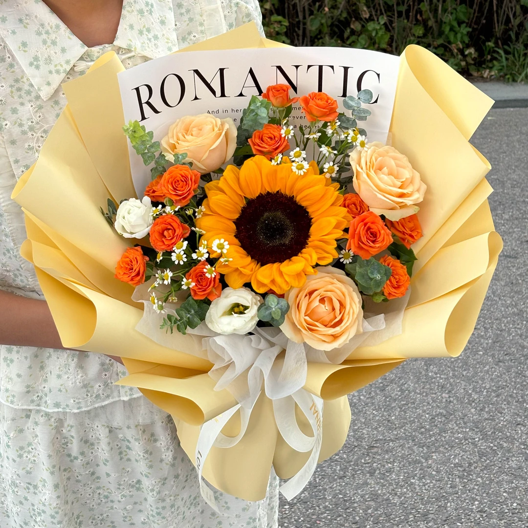 1枝向日葵3枝香槟玫瑰