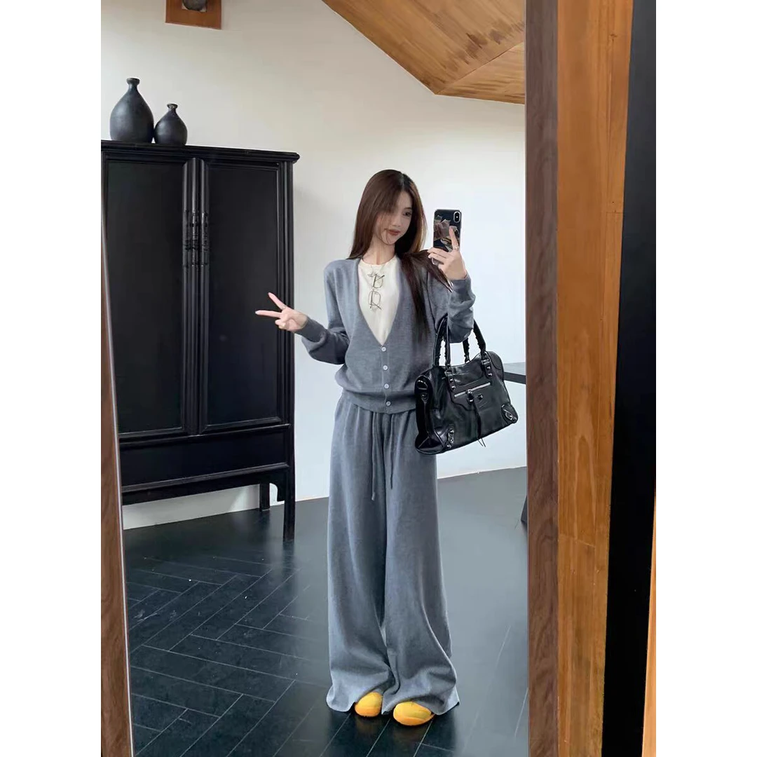 休闲套装V领假两件长袖毛衣女2025秋高腰阔腿裤两件套