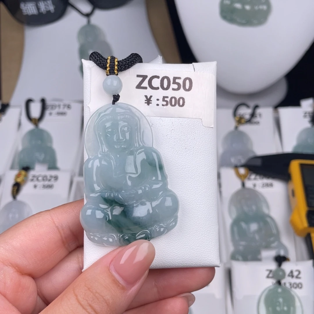 翡翠未镶嵌颈饰zc050