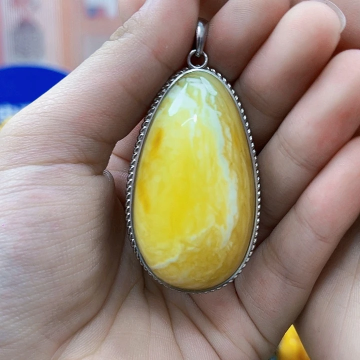 琥珀银S925镶嵌颈饰吊坠