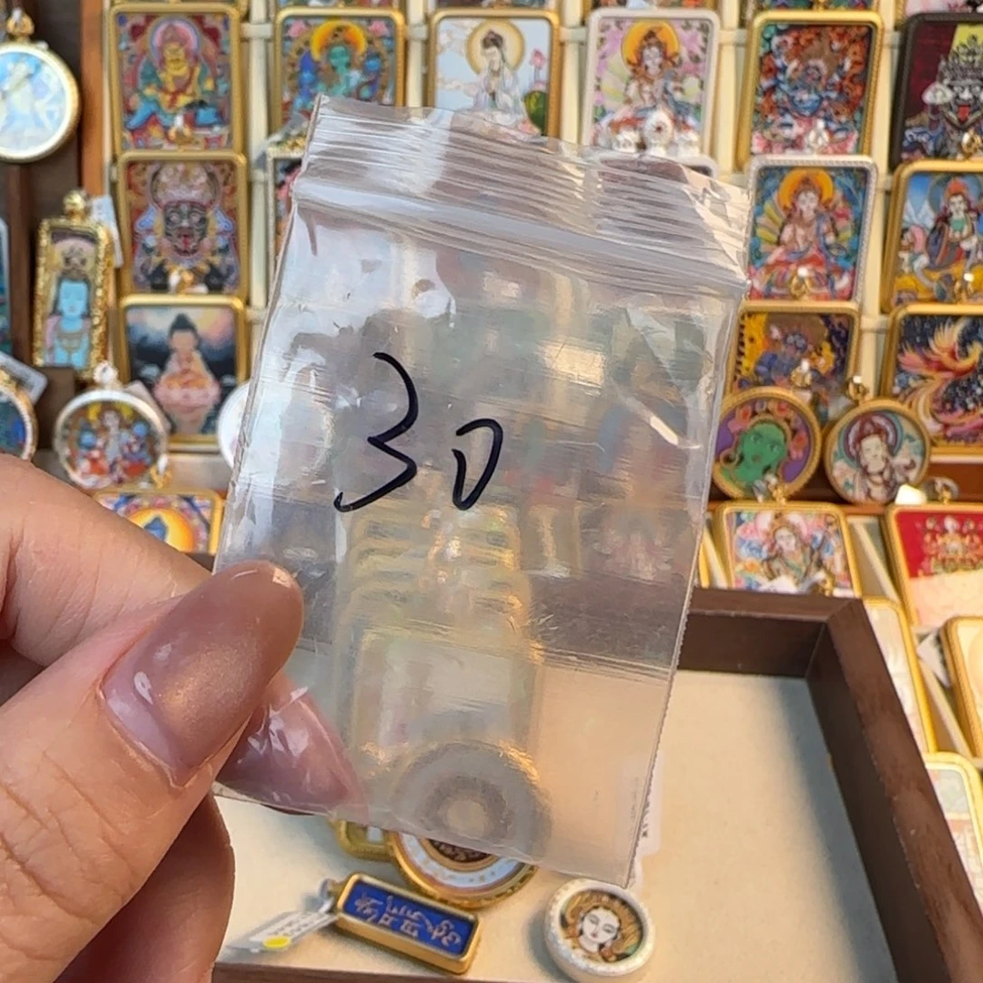 抽***。吊坠古祥手绘唐卡