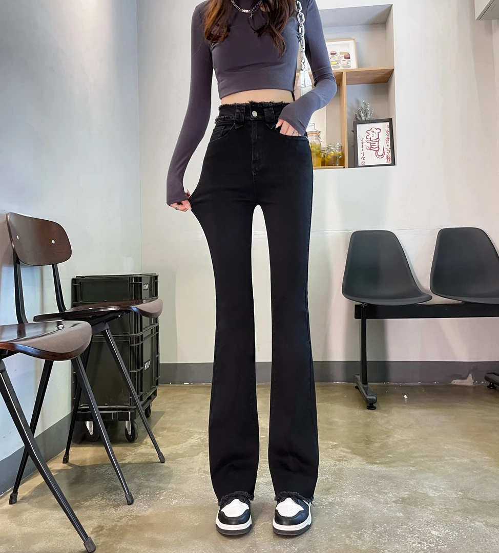 春秋季高腰黑色微喇牛仔裤女2025年新款韩版毛边显瘦百搭喇叭裤
