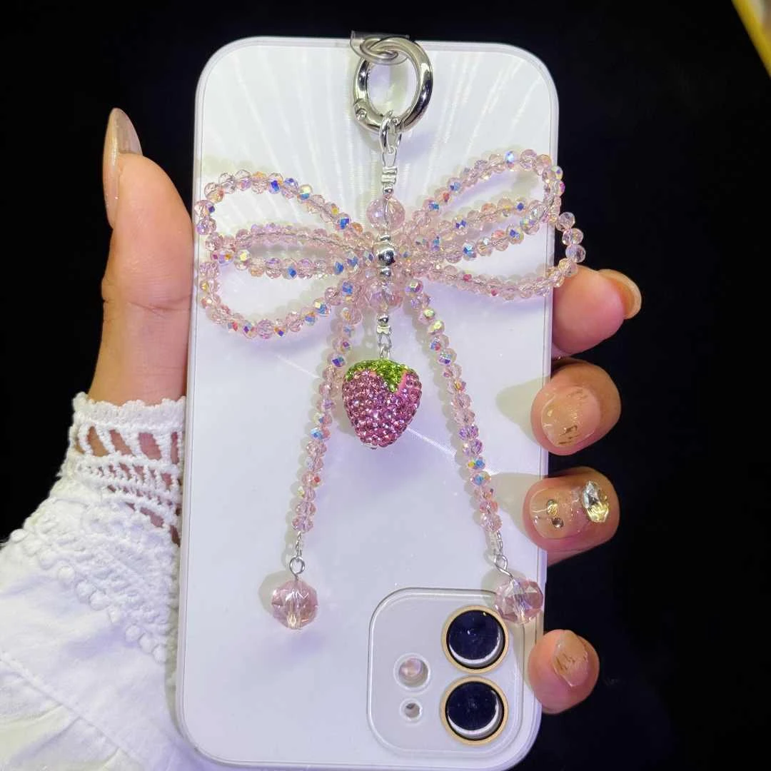 原创轻奢手工DIY草莓蝴蝶结手机链钥匙包包挂饰手机挂绳包包吊坠