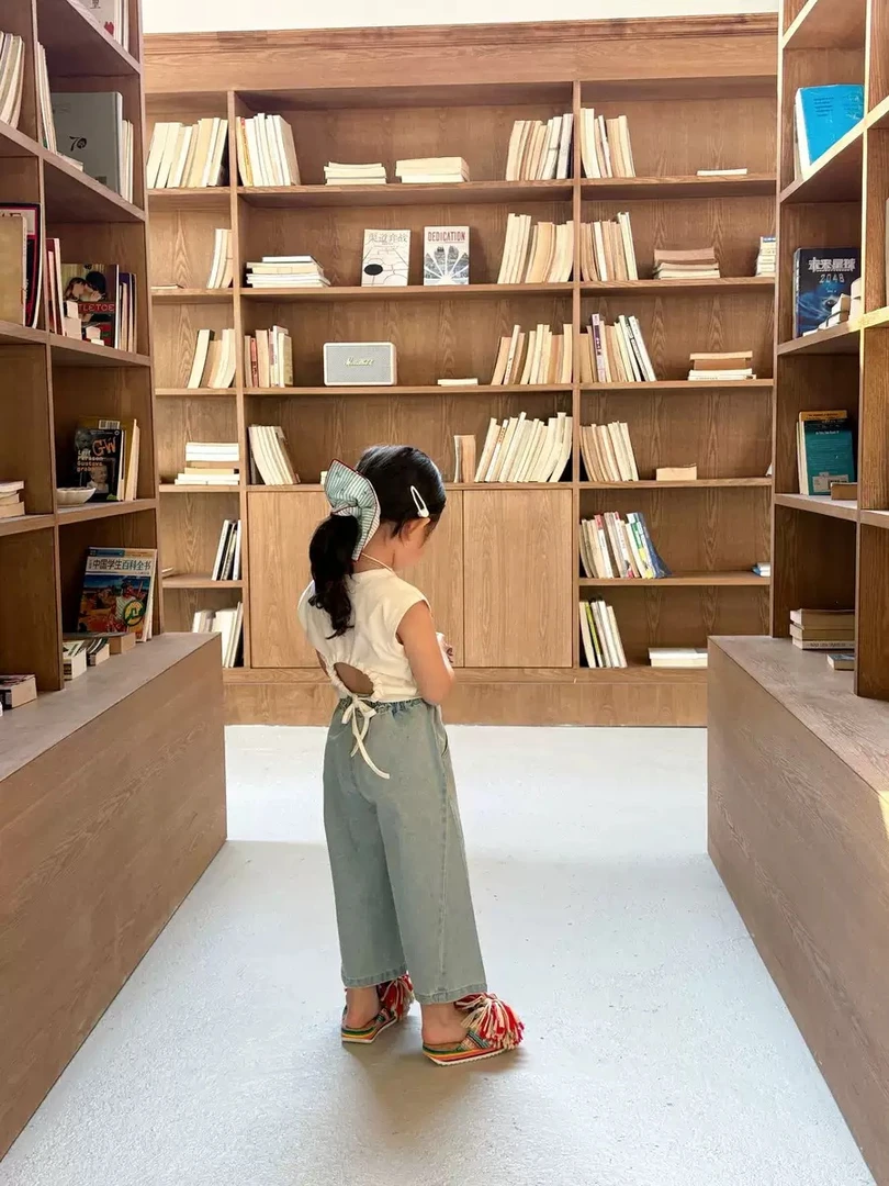 B2【波家25237露背白上衣】童装