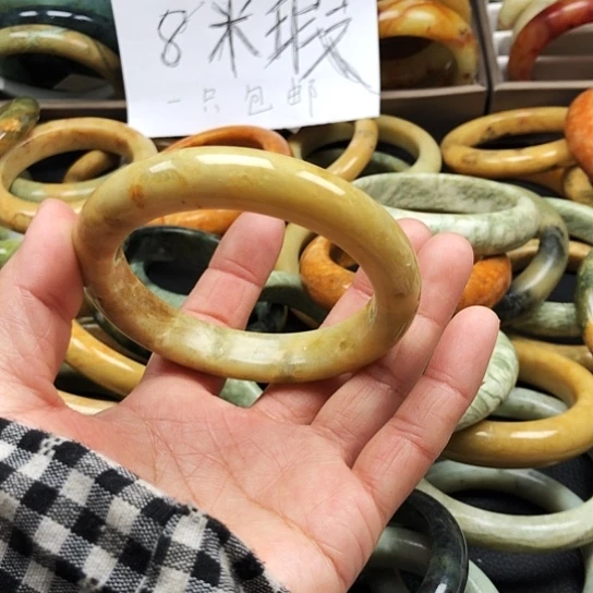 蛇纹石玉手镯未镶嵌丹*#