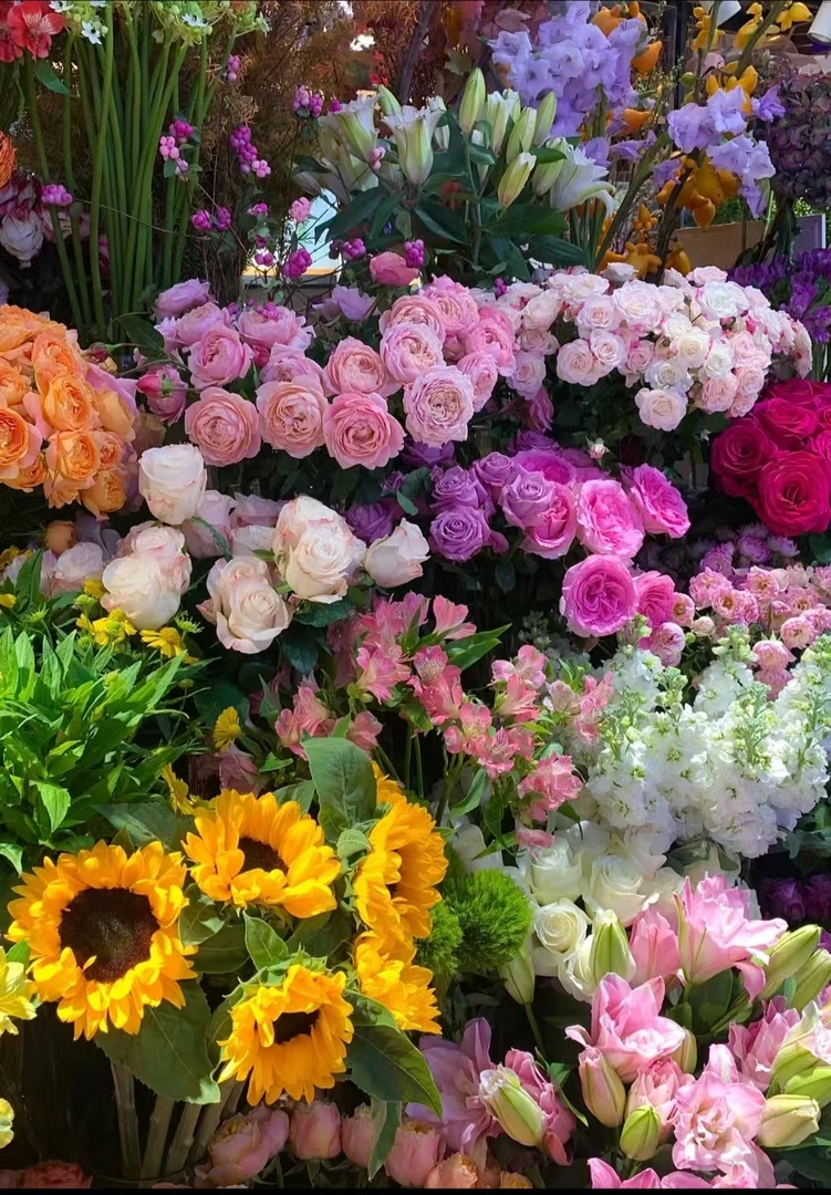 【 草花 百合  配叶 】花店批发基地直发任意8单顺丰包邮 20%不售后
