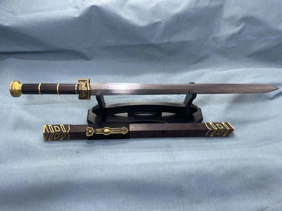 龙泉刀剑百炼花纹钢黑檀木中款纯铜如意剑未开刃