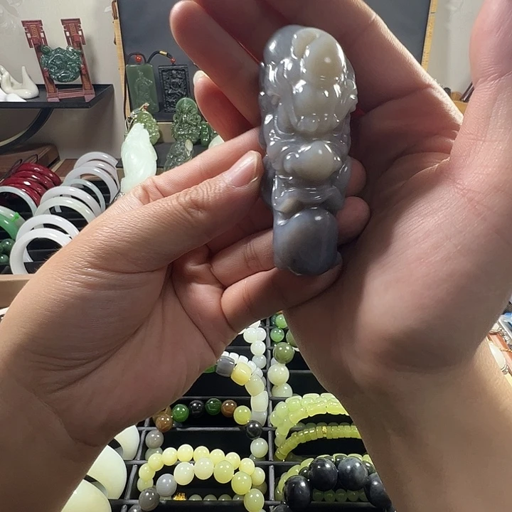 和田玉未镶嵌项链