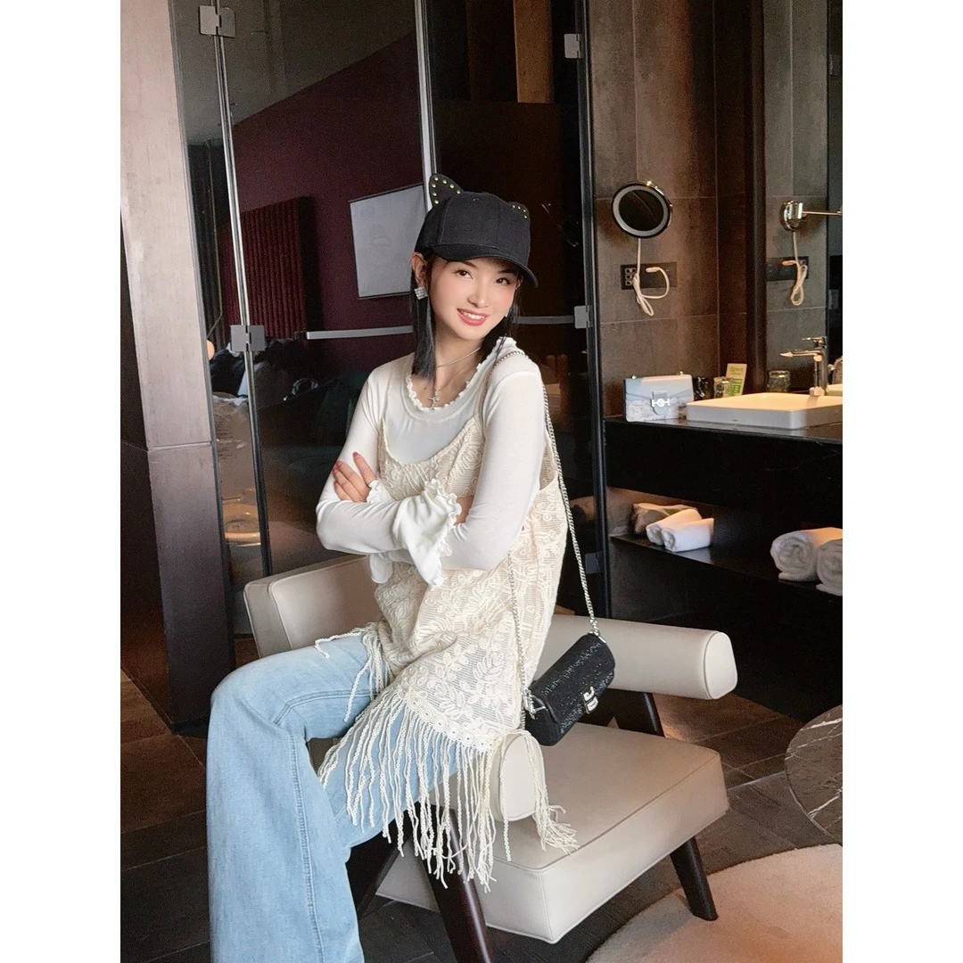 2025早春新款吊带背心纯色流苏设计时尚感女百搭显瘦减龄上衣潮