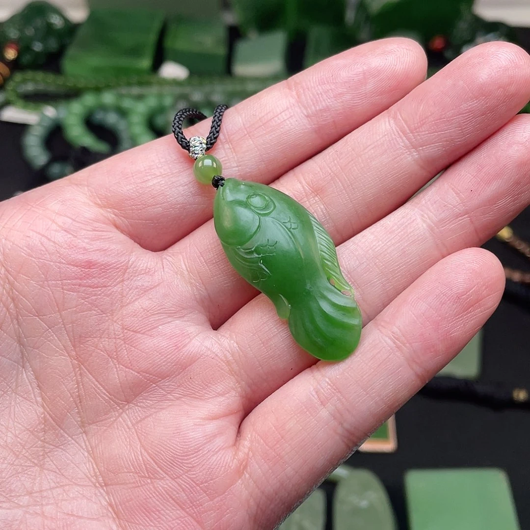 和田玉（碧玉）未镶嵌颈饰