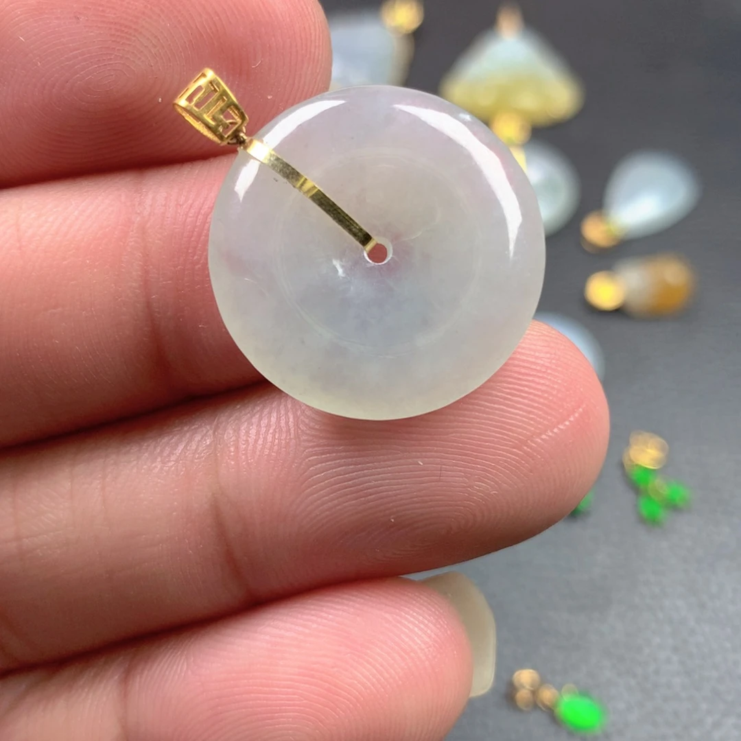 【闪购商品】颈饰18K金镶嵌翡翠翡翠