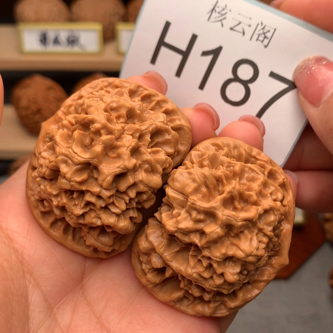 文玩核桃把件48.5矮桩官帽