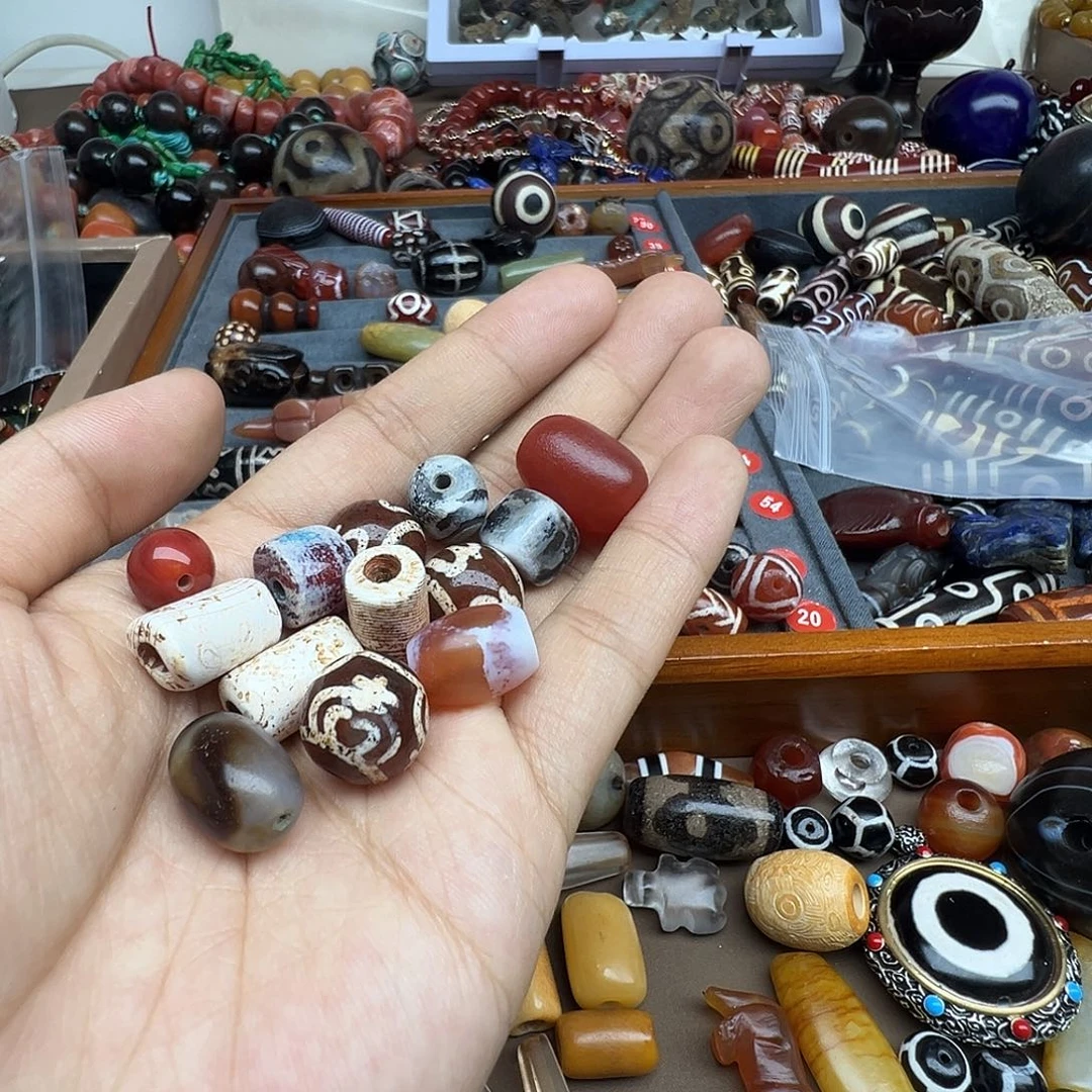 清***允和田玉未镶嵌珠宝半成品