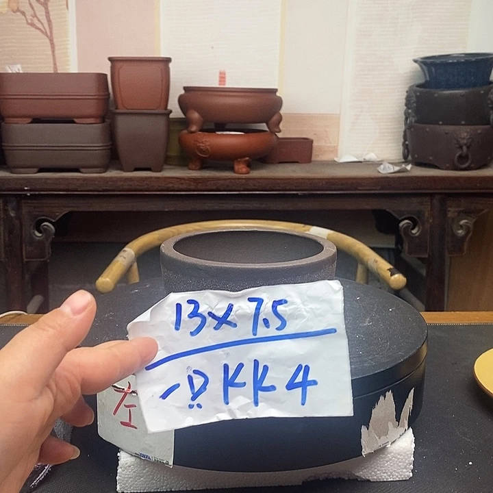 紫砂花盆货号一只KK4