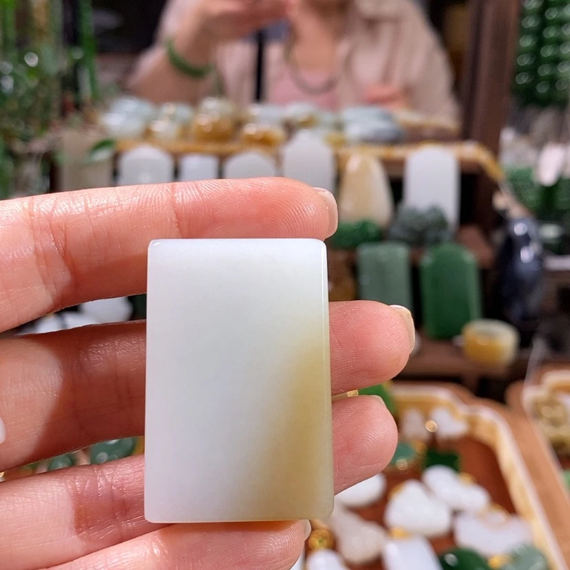 【闪购商品】和田玉未镶嵌吊坠(不含链)1*c