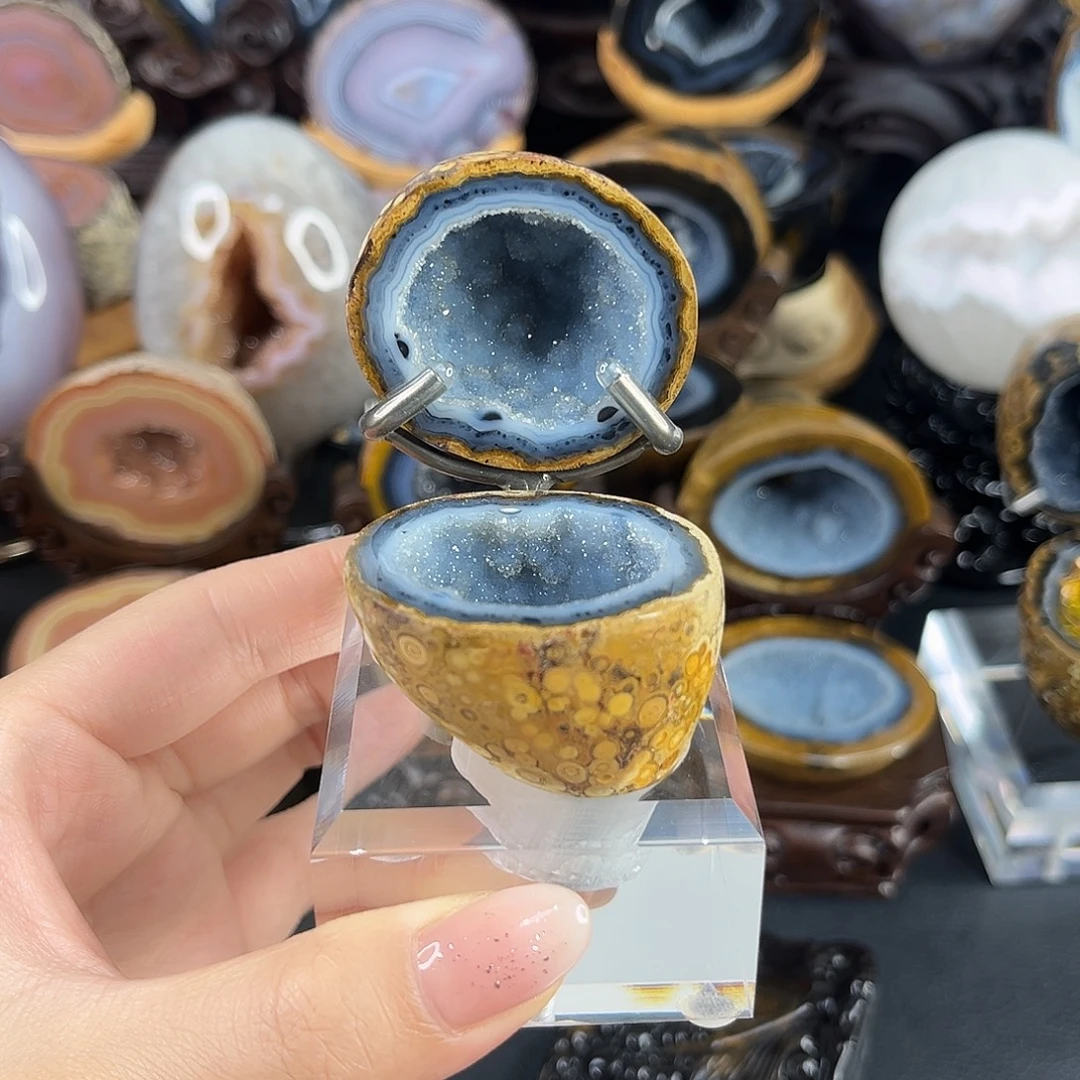 未镶嵌水晶大型摆件（非配饰）