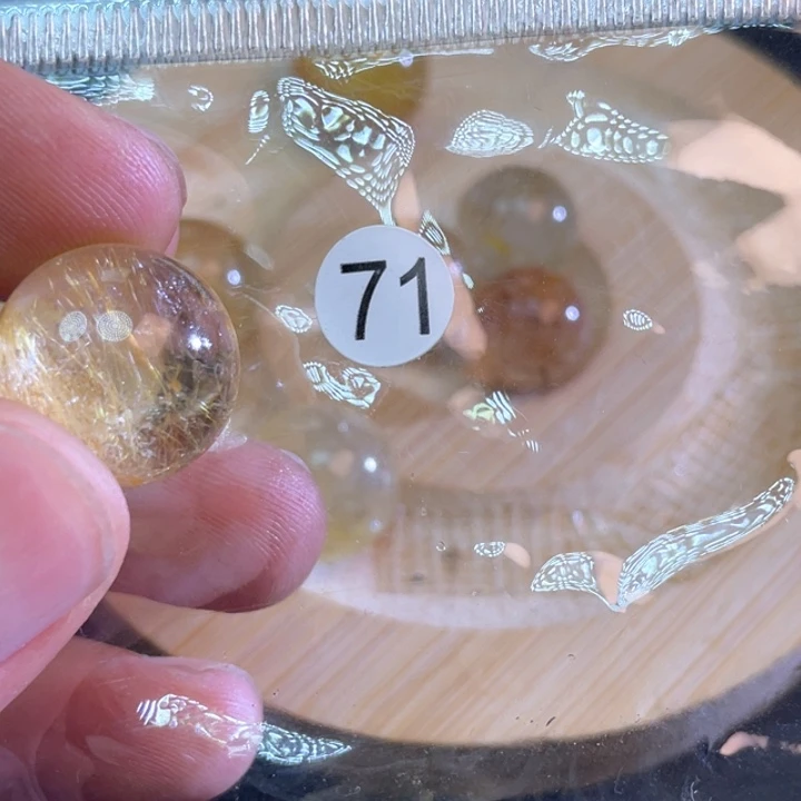 未镶嵌颈饰水晶大***