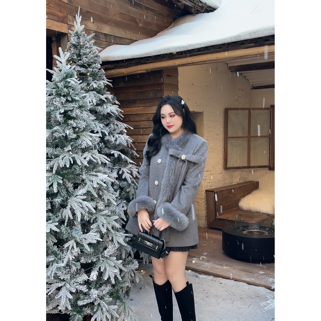 Uni2024胖mm冬季新款微胖大码气质款灰色毛呢羽绒大衣#U24D1084