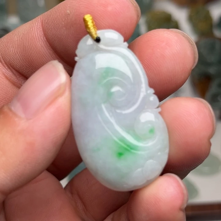 颈饰未镶嵌翡翠如意