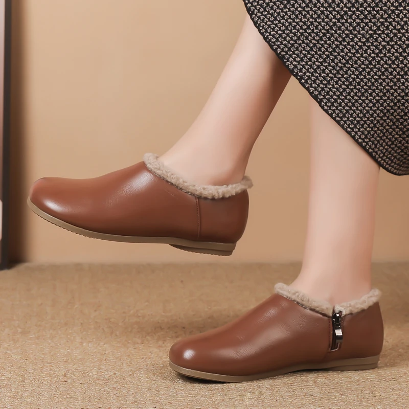 真皮休闲女鞋新款冬季平底妈妈加厚棉鞋保暖中老年防滑脚蹬软底
