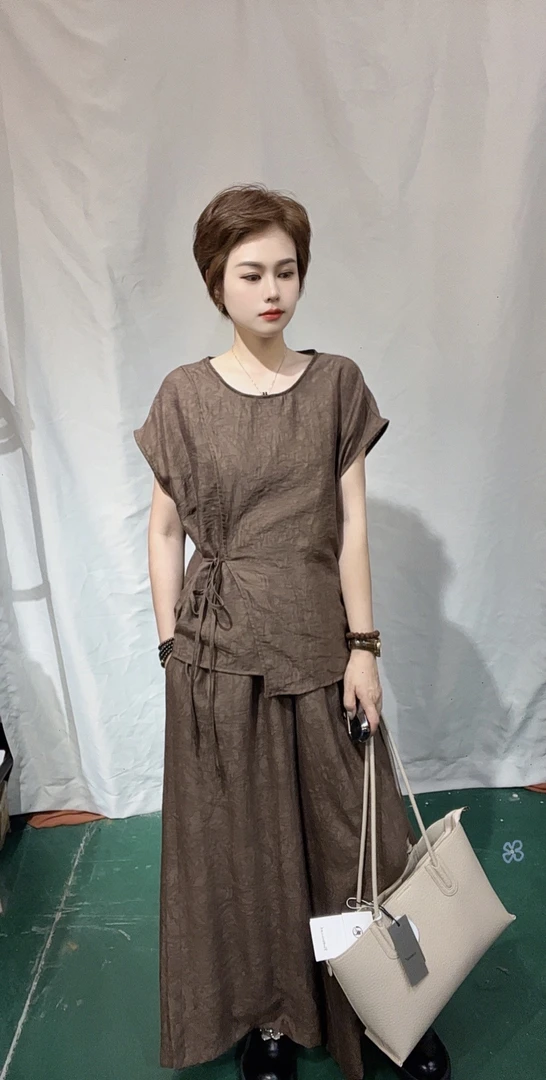 新款圆领小飞袖阔腿裤两件套