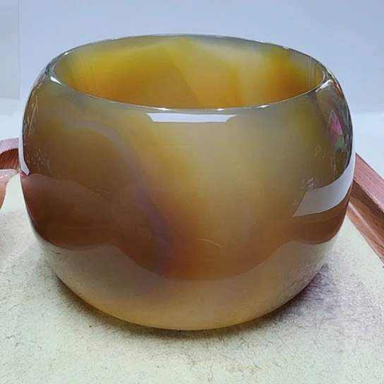 阿***荣玛瑙/玉髓手镯未镶嵌