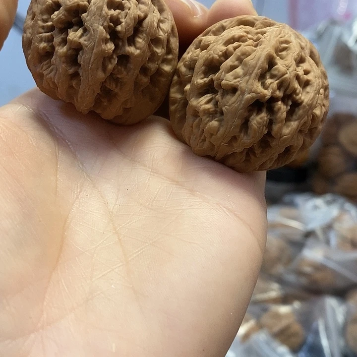 文玩核桃把件41.5粗筋油肚差1