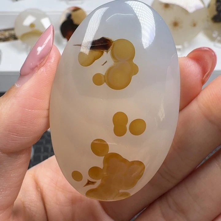 玛瑙/玉髓未镶嵌珠宝奇石