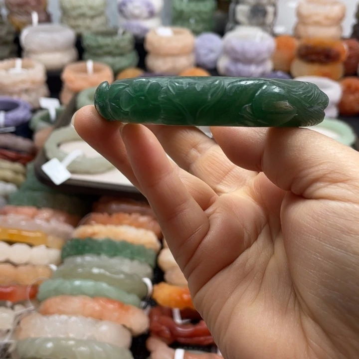 石英质玉未镶嵌手镯