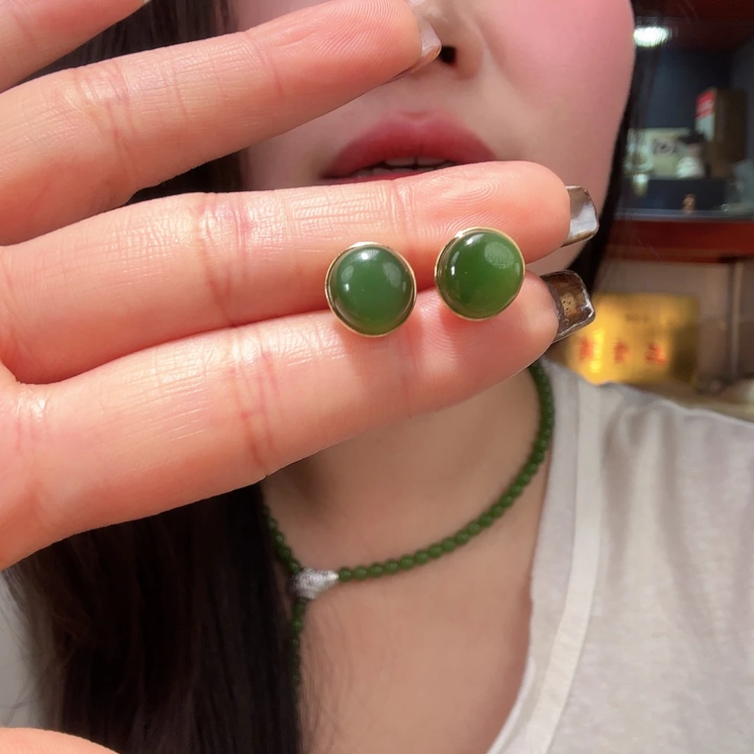 和田玉（碧玉）银S925镶嵌耳钉