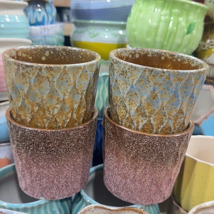 凑9块包邮，有孔，陶瓷花盆