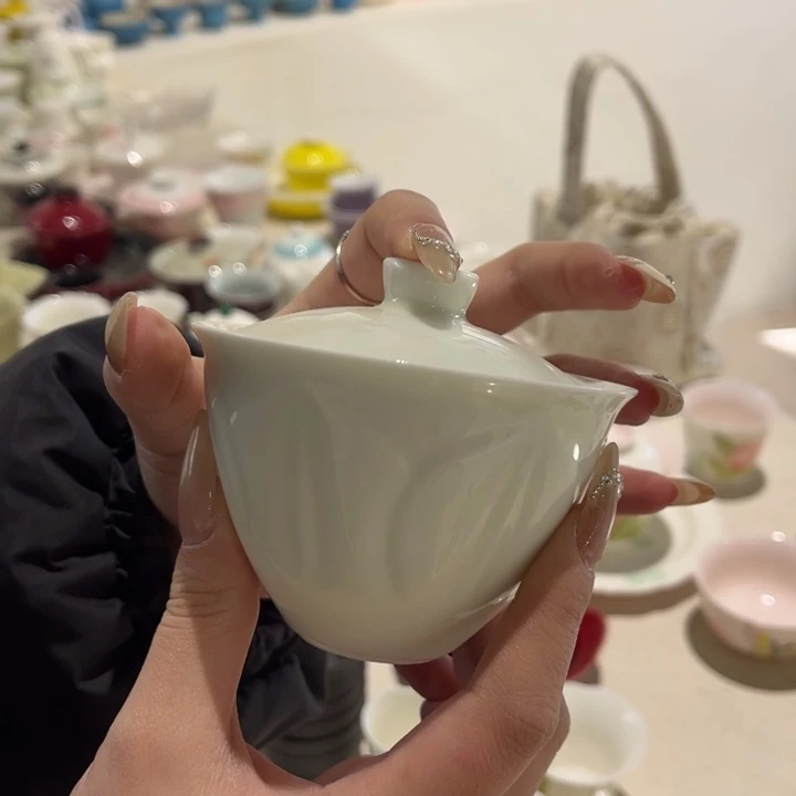 盖碗。