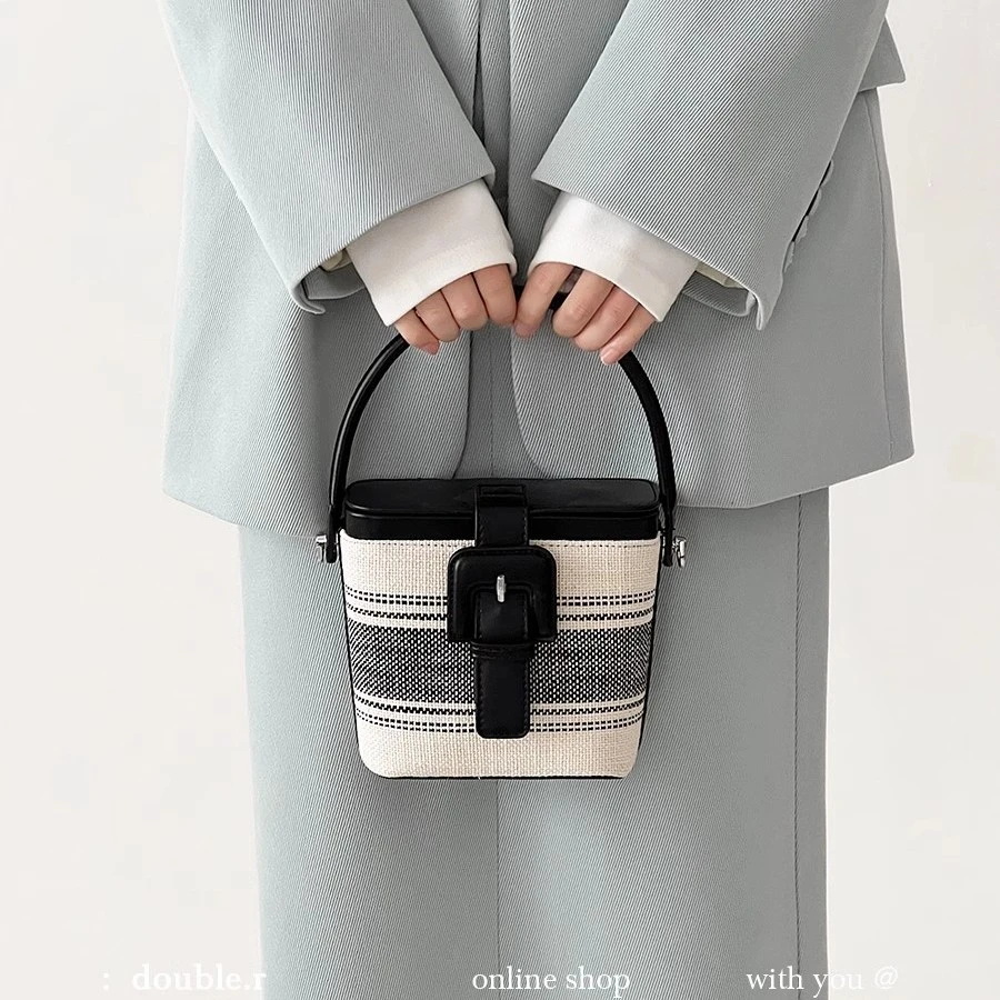 01A工厂·费尔岛 复古条纹水桶包包女2025新款手提单肩斜挎女包