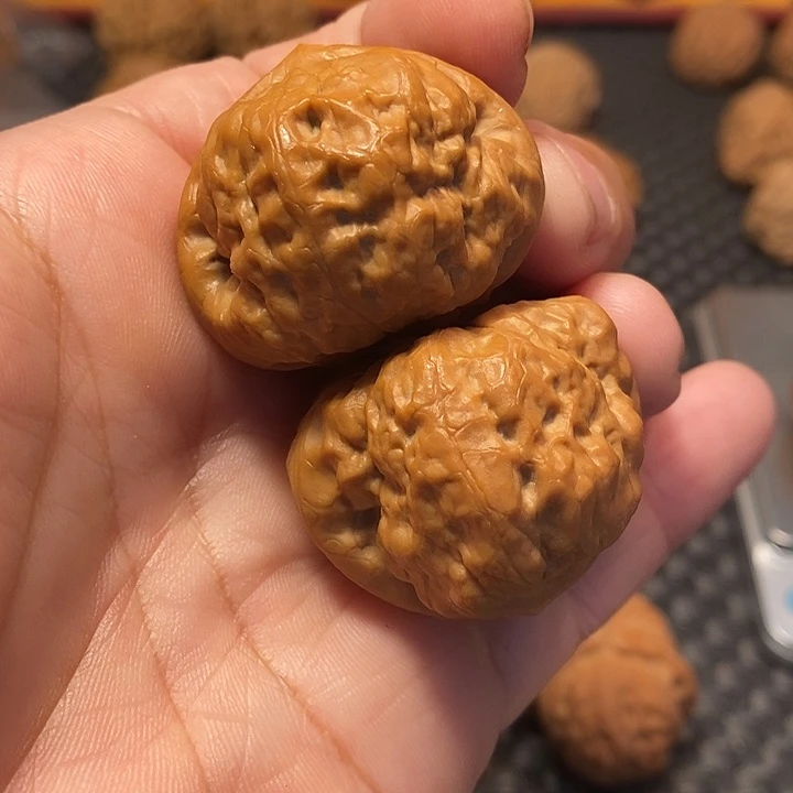 Y***.吊坠文玩核桃古蟾