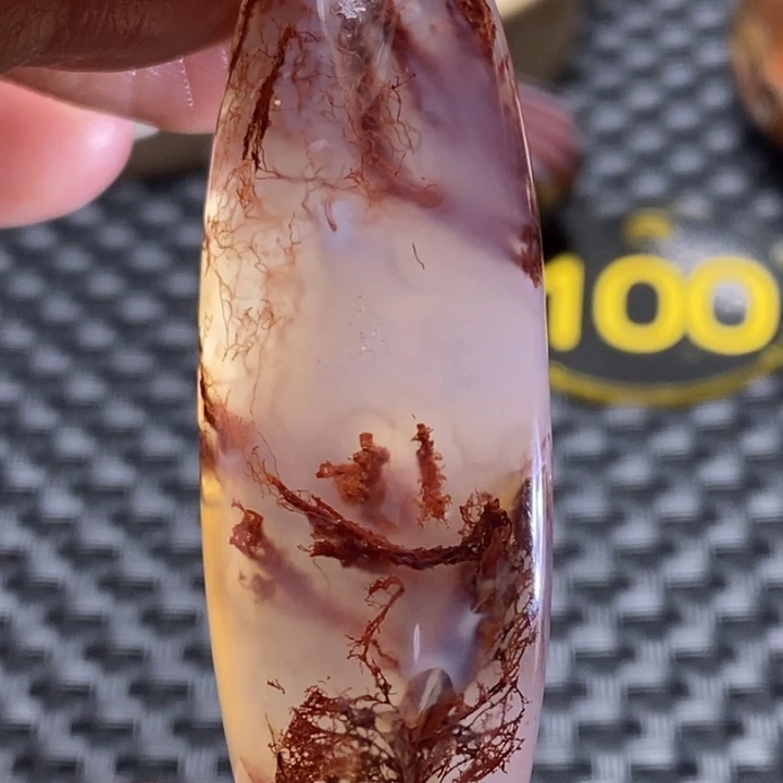 越***丘玛瑙/玉髓未镶嵌颈饰