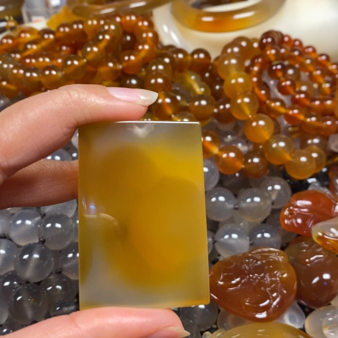 玛瑙/玉髓未镶嵌玛瑙无事牌