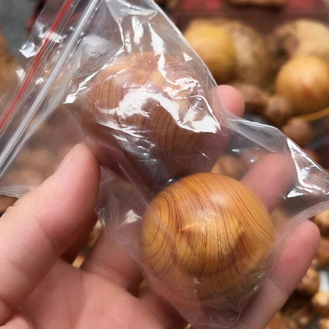 柏木（崖柏）把件李*泽太行4.0手球