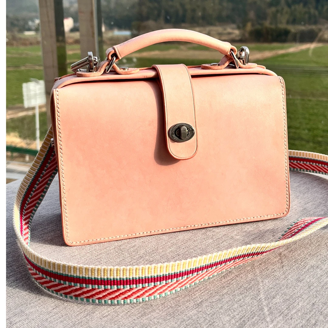 纯手工缝制植鞣牛皮复古口金包医生包斜跨手提小方包