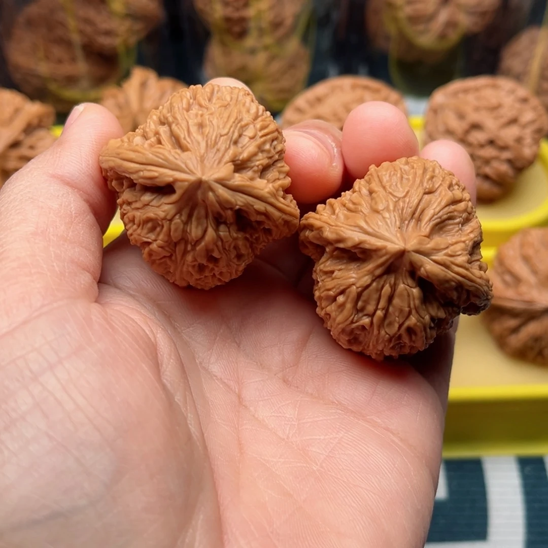 【闪购商品】桃木文玩核桃手把件38南疆